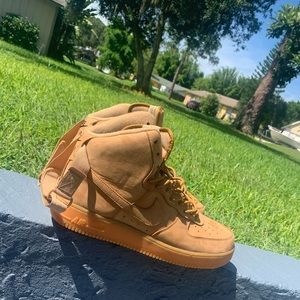 Nike men’s Air Force 1 wheat High